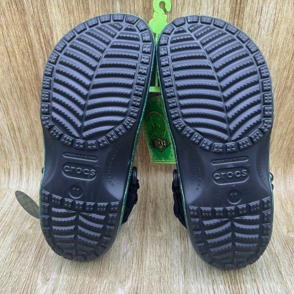 Crocs Wicked‎ Elphaba Glow-in-the-Dark Clog Men's Size 11 Green 210524-90H NEW